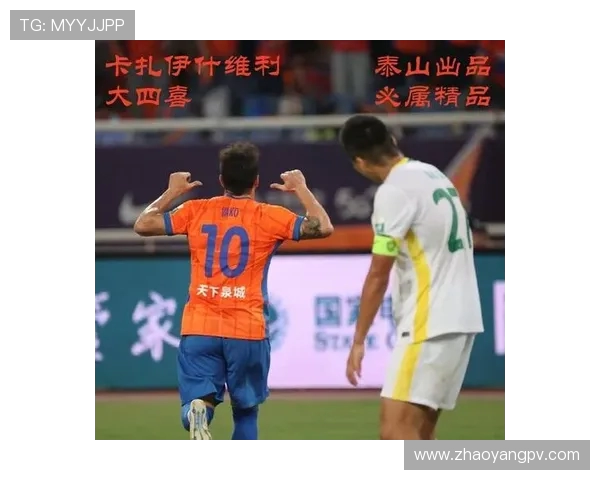 魏翊东澄清与谢晖合影缘由否认执教国安传闻称照片拍于J联赛现场