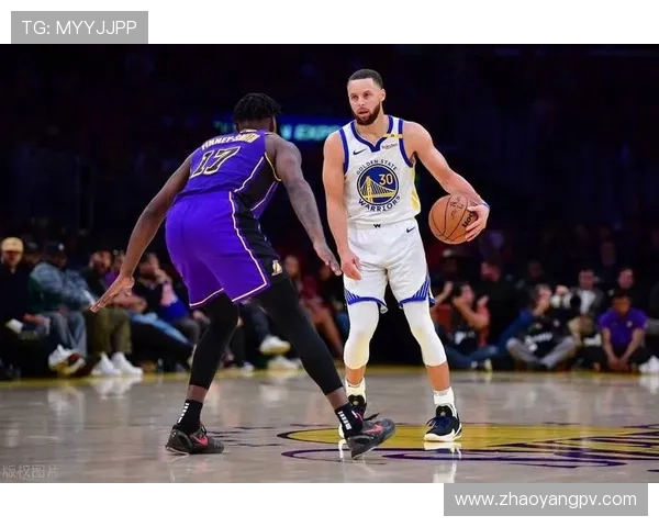 原创勇士输雷蒙又遭打击！库里将缺席三连客，巴特勒左膝酸痛，咋整？